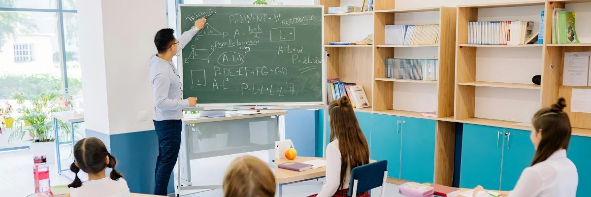 申请澳洲中学教师硕士必看：Swinburne中教课程9月入学，奖学金最高30%！